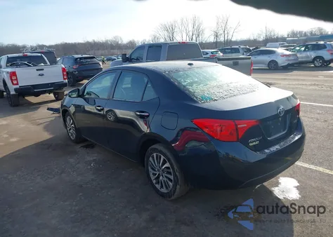 2017 Toyota Corolla Xle z USA, uszkodzony, nr VIN 2T1BURHE1HC834409